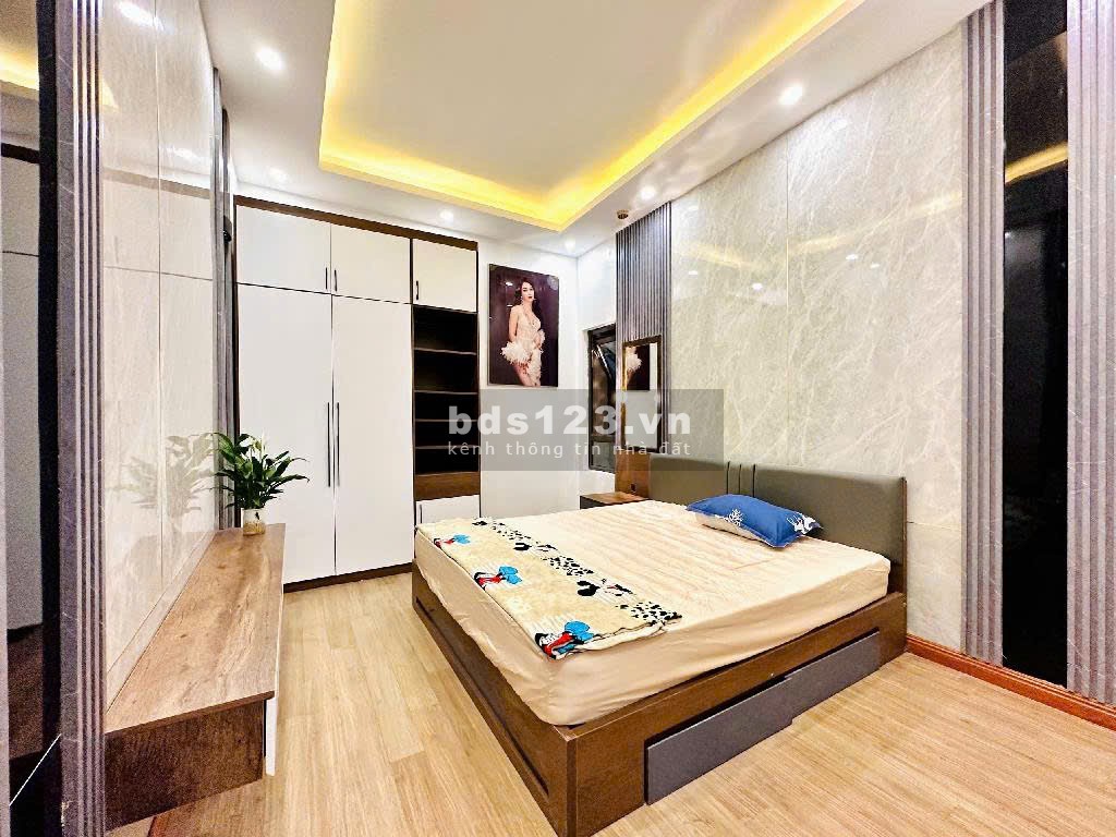 Chính chủ cần bán nhà KIm Ngưu 25m2, xây 4 tầng full công năng nội thất đầy đủ