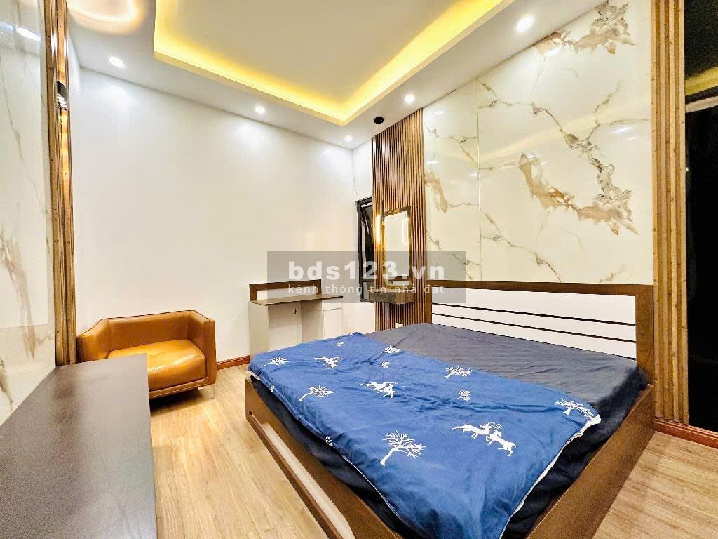 Chính chủ cần bán nhà KIm Ngưu 25m2, xây 4 tầng full công năng nội thất đầy đủ