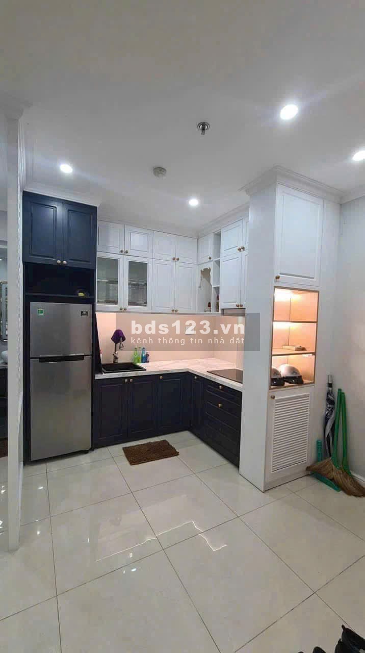 Chung cư cao cấp KingSton, Hoàng Văn Thụ, PN: Nội thất cao cấp, 2pn, 22tr