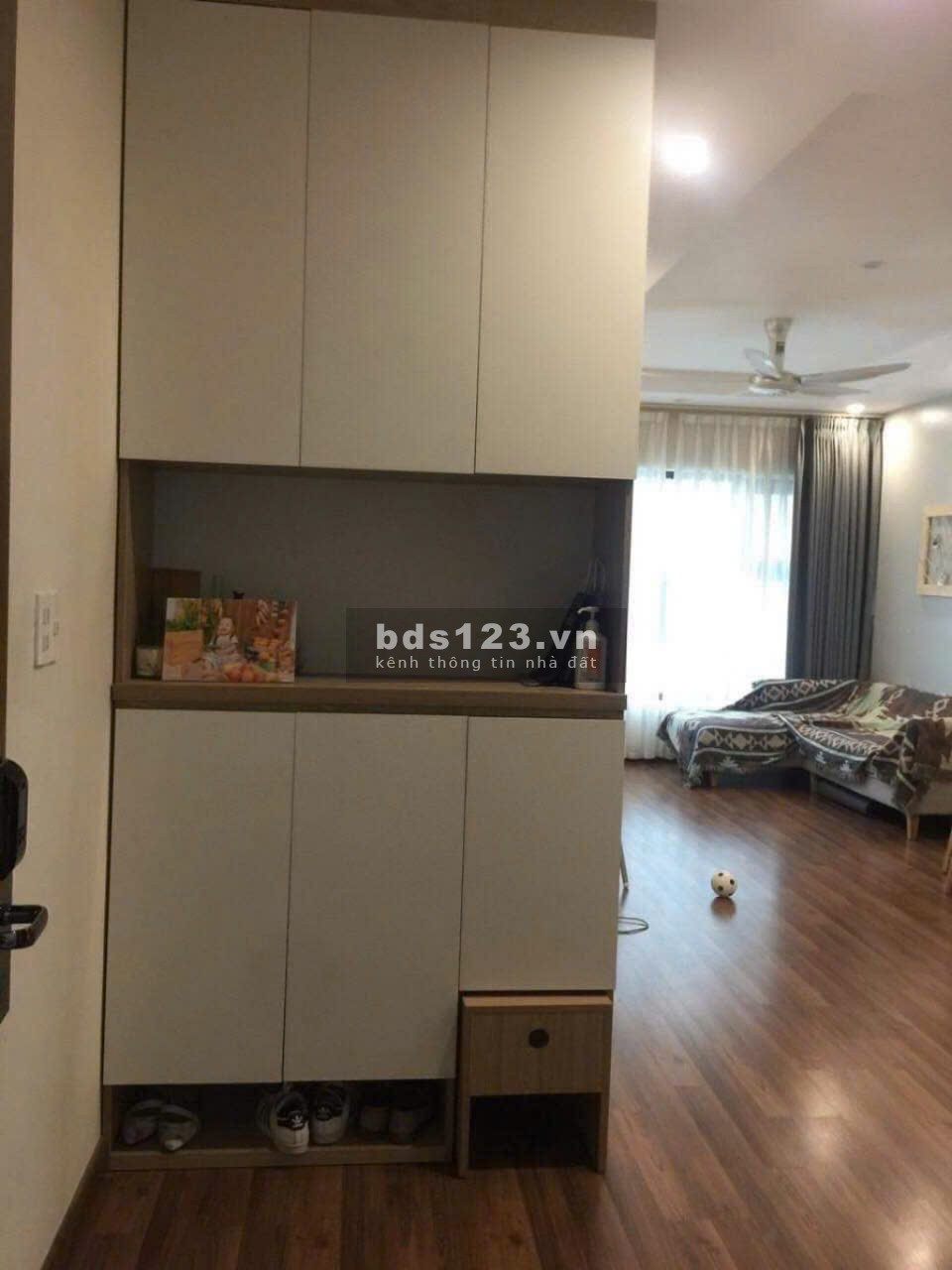 Bán căn hộ chung cư cao cấp 2pn, dt: 70 m², giá 5,3 tỷ