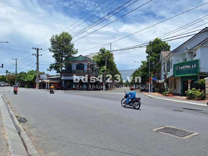 Đất 93m2 (4.5x21.5) full thổ cư, 1.85 tỷ, Trần Quang Diệu (gần vòng xoay An Phú), Thuận An