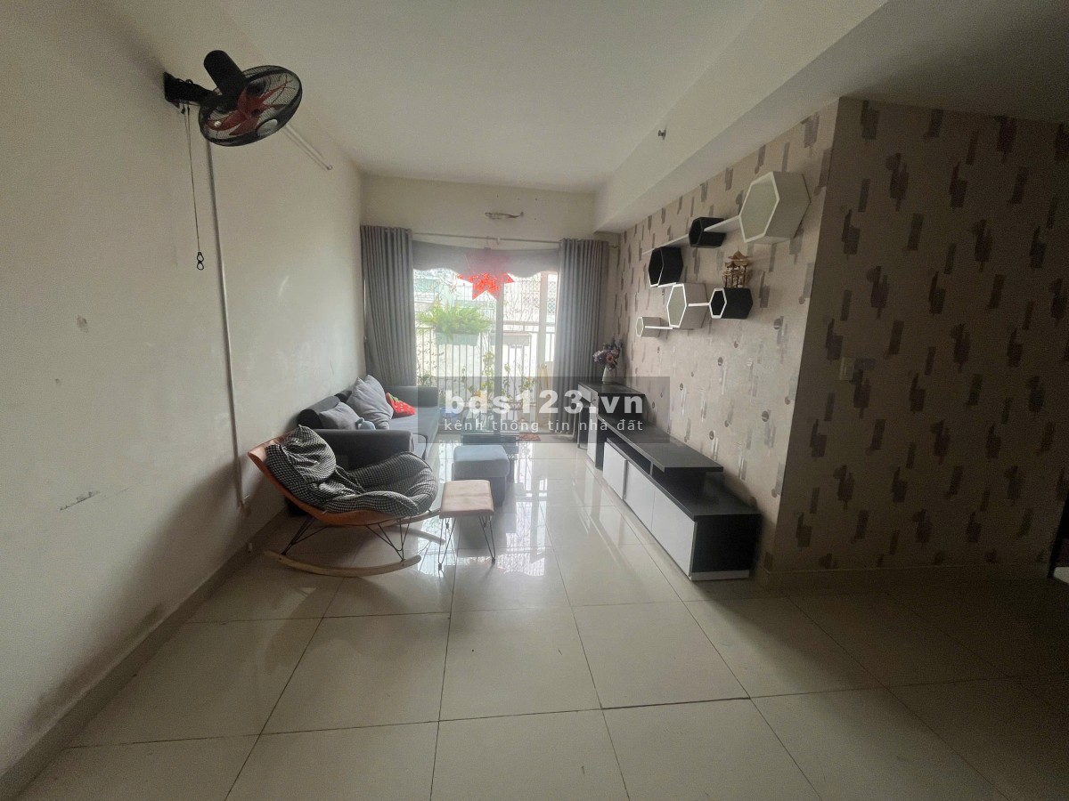 Chung cư Screc Tower, P12, Trường Sa, Q3 79m2,2p ngủ + giá 13tr/th.