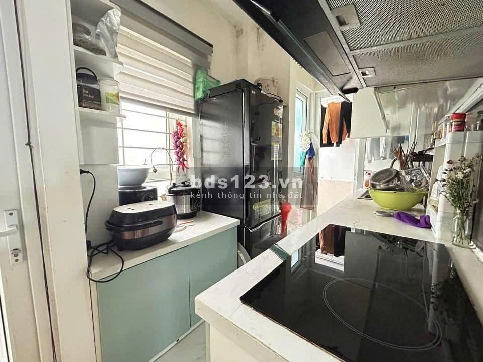Chung cư Phúc Yên, Phan Huy Ích, P15, Tân Bình, 110m2, 3PN, 13tr/tháng.