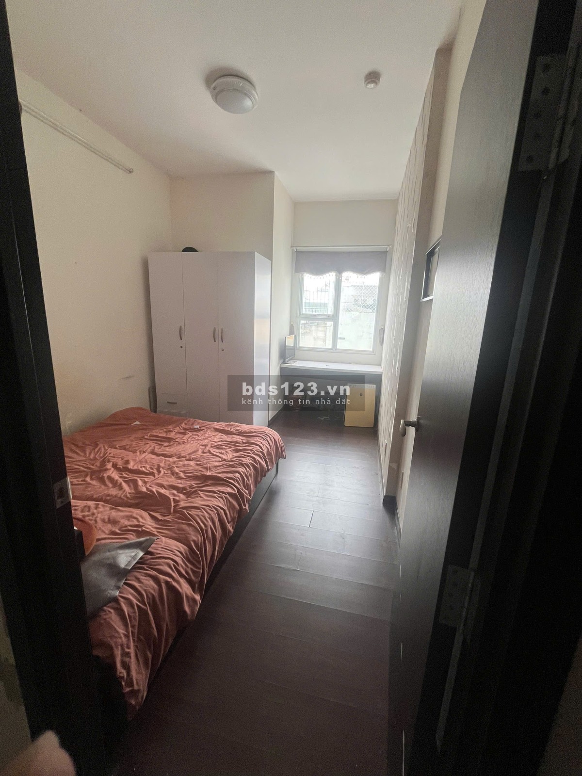 Chung cư Screc Tower, P12, Trường Sa, Q3 79m2,2p ngủ + giá 13tr/th.