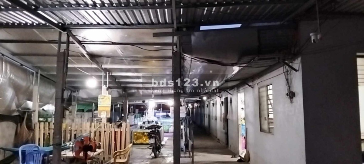 Đất mặt tiền 12m, cách quốc lộ 100m, cách bến Ninh Kiều 19km