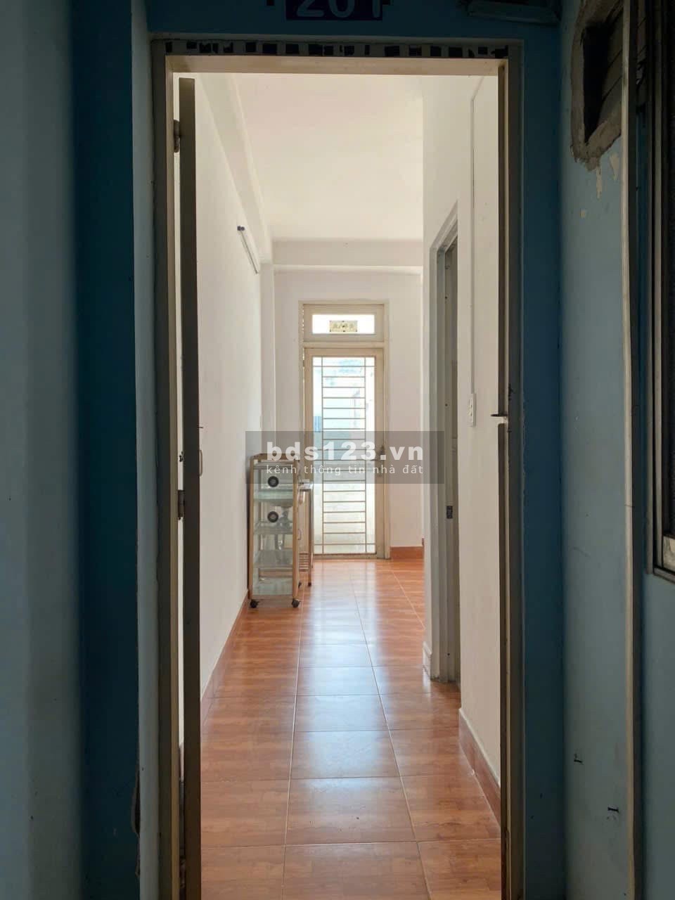 Chung cư Nguyễn Ngọc Phương, P19, BT: 75m2, 2p ngủ, NT mới, 13tr/th