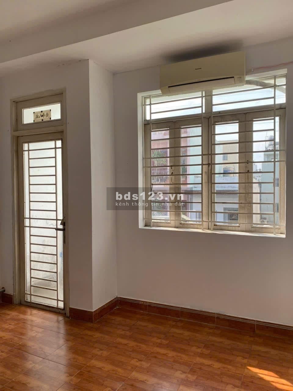 Chung cư Nguyễn Ngọc Phương, P19, BT: 75m2, 2p ngủ, NT mới, 13tr/th