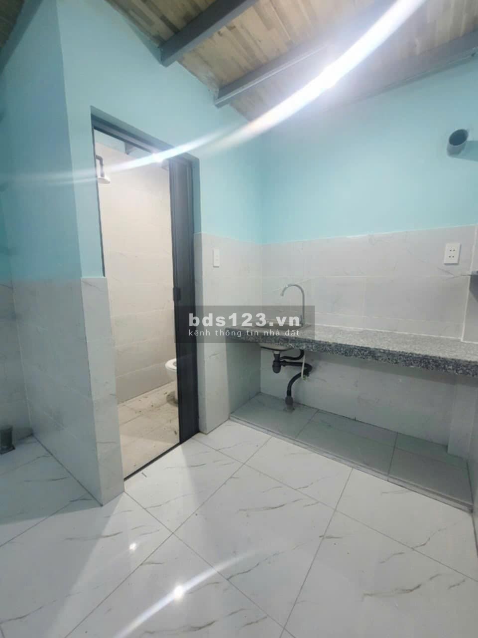 Tìm 1 bạn nữ ở ghép 1:2. Cọc 900k