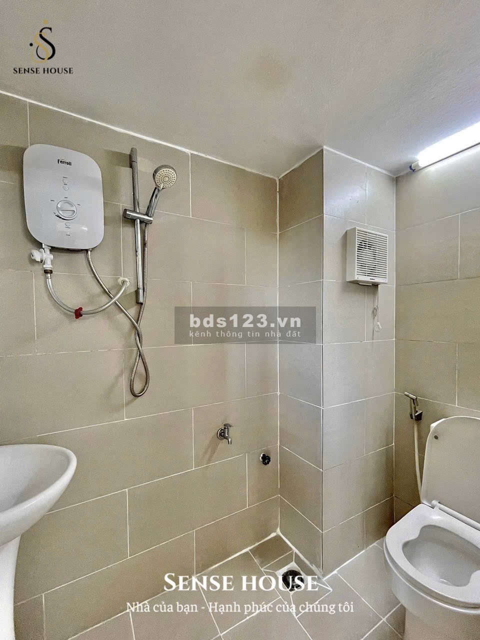 Studio - duplex - ban công chỉ 5trxx