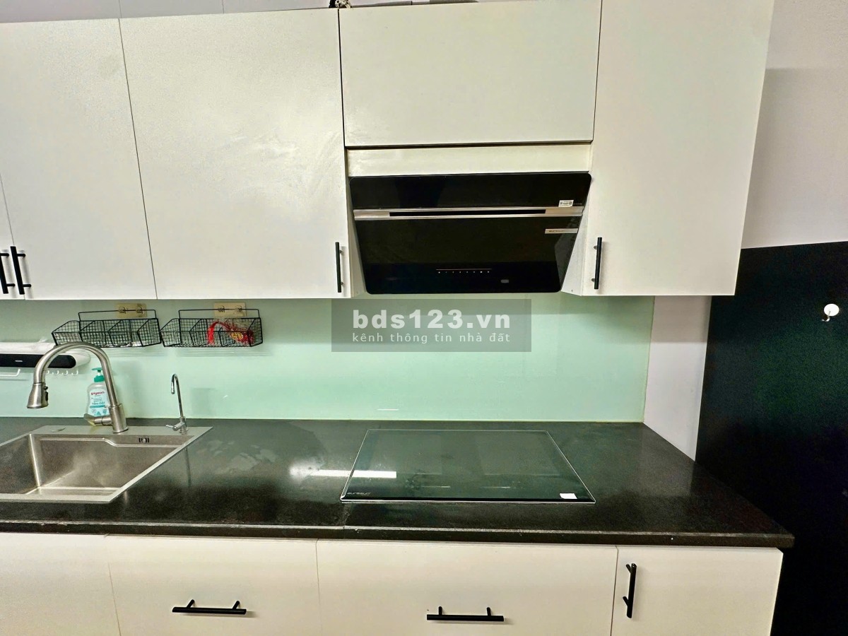 Cần bán gấp căn hộ 3PN - Tầng cao - CT12 - Sổ đỏ chính chủ, giá nhỉnh 2 tỷ 5