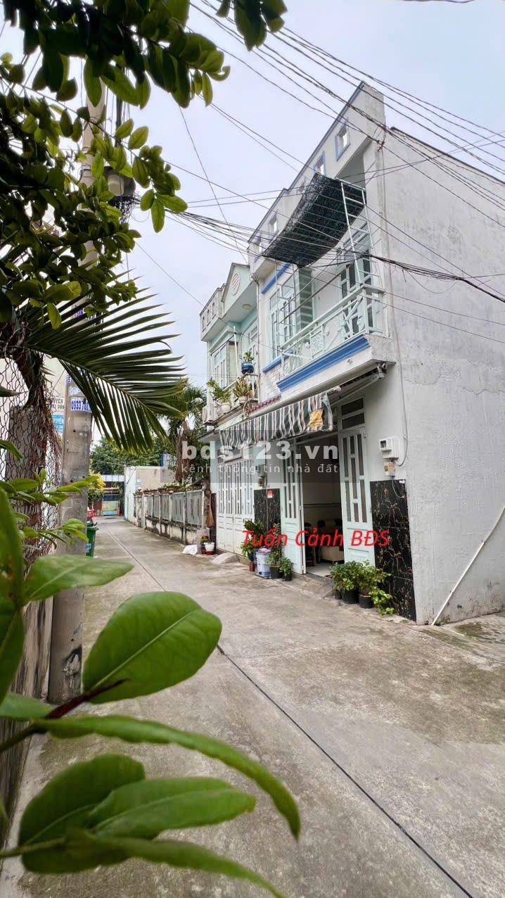 Bán Nhà Gần chợ Hiệp Thành Quận 12