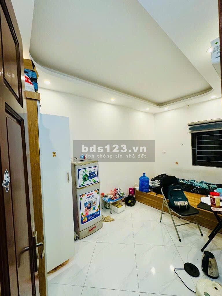 Bán nhà 50m² - KĐT Văn Phú, Hà Đông – 7,2 tỷ - gần mặt phố, khu dân trí cao