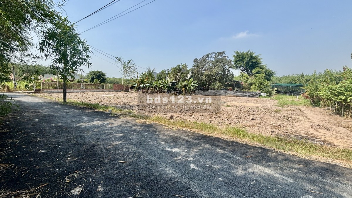 Chính chủ bán 10mét ngang đất ở đô thị, mặt tiền đường nhựa hương lộ 2 sổ hồng riêng 450tr