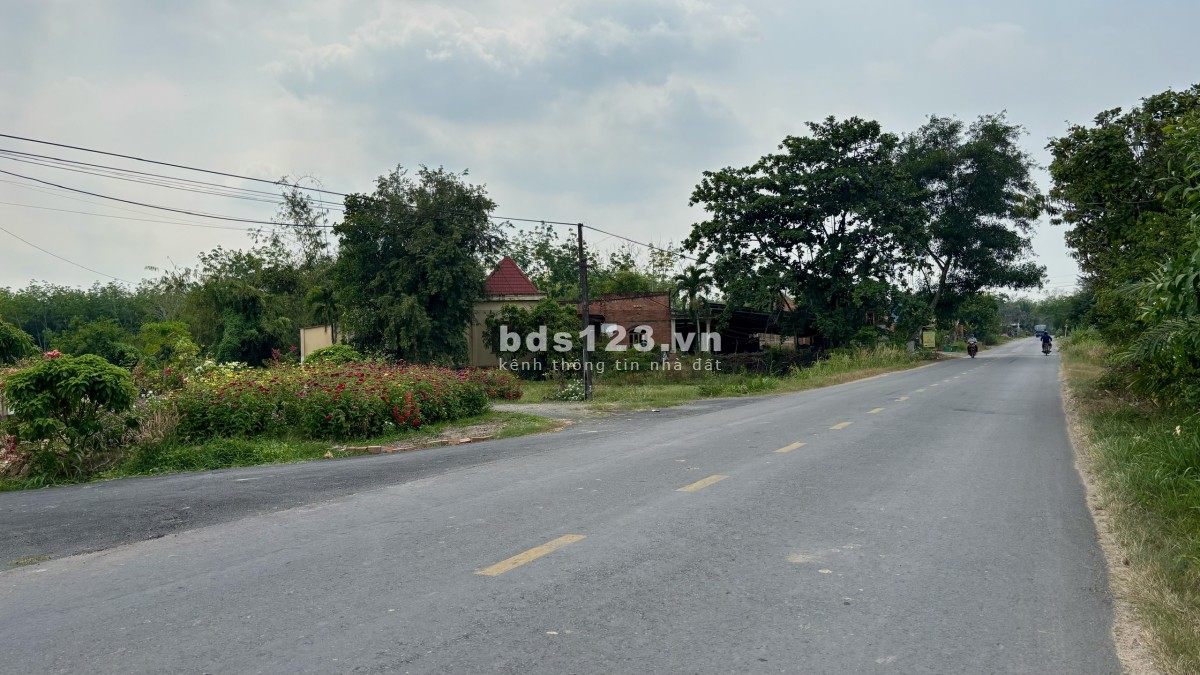 Chính chủ bán 10mét ngang đất ở đô thị, mặt tiền đường nhựa hương lộ 2 sổ hồng riêng 450tr
