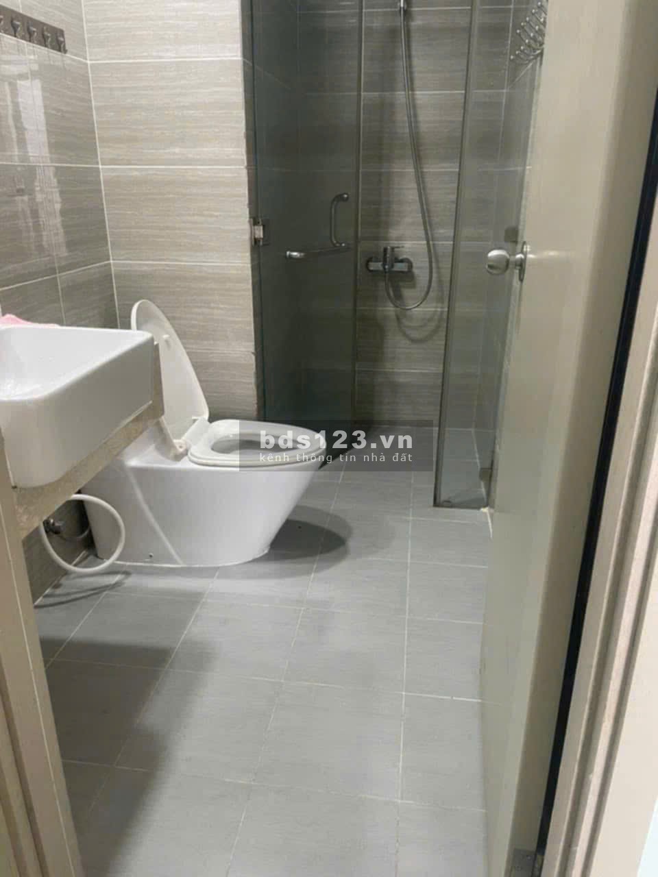 Chung cư Carillon 2, Trịnh Đình Thảo, TP: 2p ngủ, 12tr5, ban công, NT.