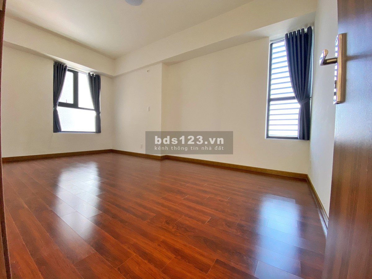 Căn hộ góc 3PN Centana thủ thiêm dt 97m2, nhà trống hướng mát , có sẵn hđ thuê chỉ 4,x tỷ.