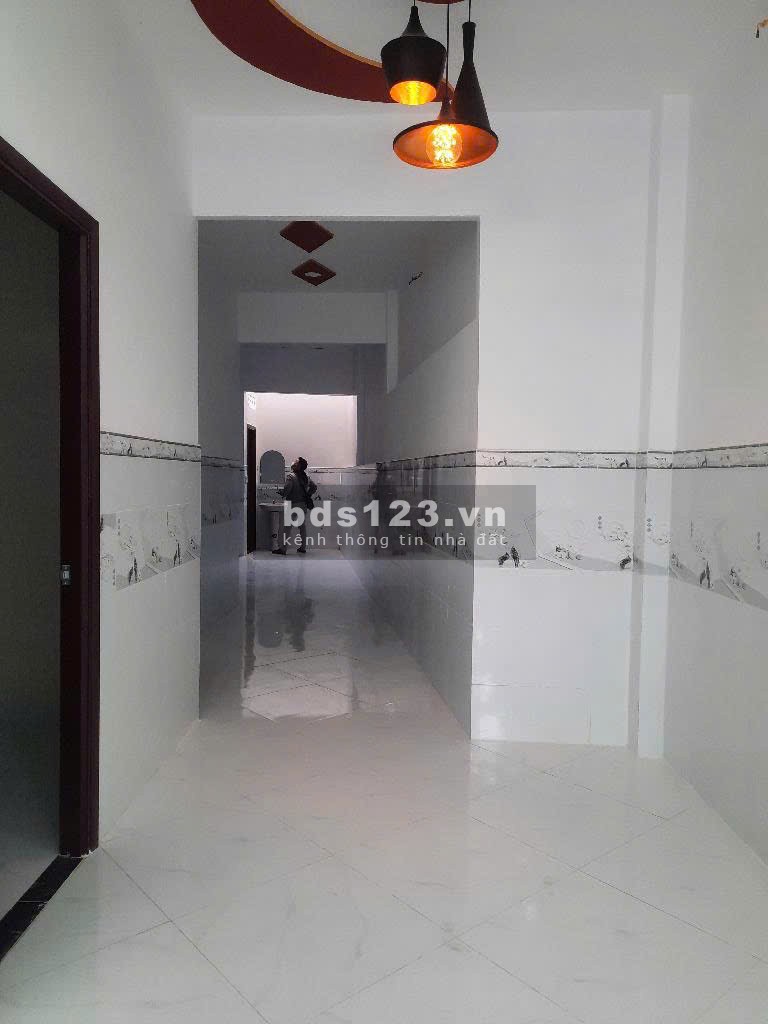 Chính chủ bán nhà mặt tiền Huỳnh Tấn Phát Nhà 81m2, mới xây 6m x13,5m. Giá chỉ 6,8 tỷ.