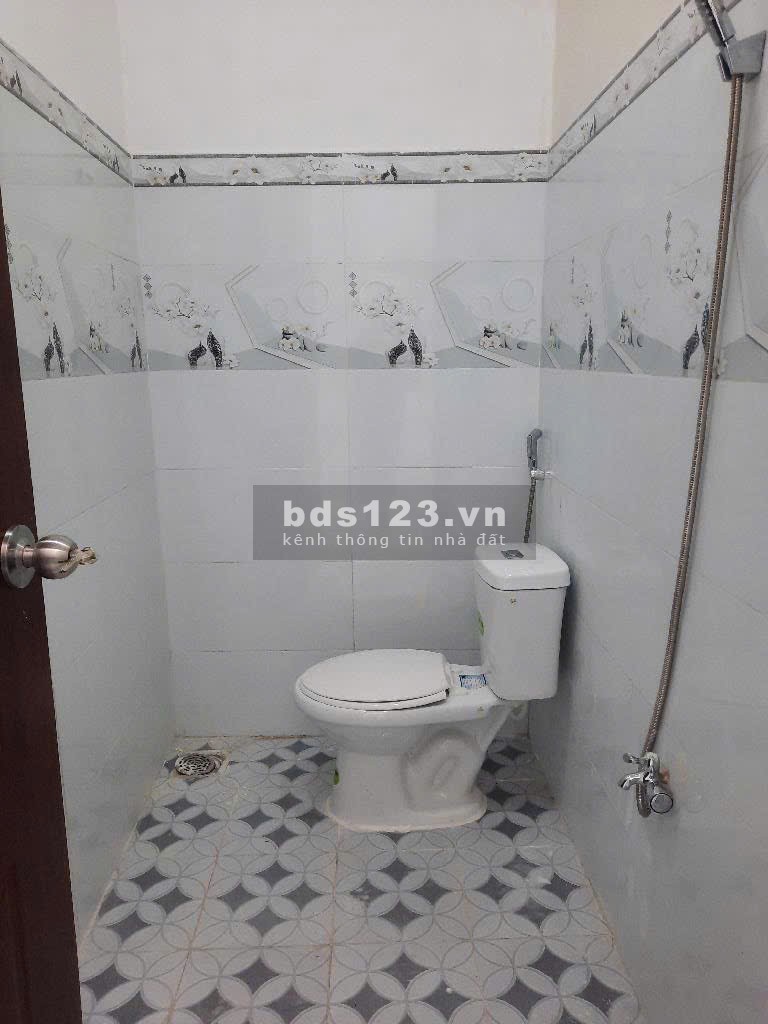 Chính chủ bán nhà mặt tiền Huỳnh Tấn Phát Nhà 81m2, mới xây 6m x13,5m. Giá chỉ 6,8 tỷ.