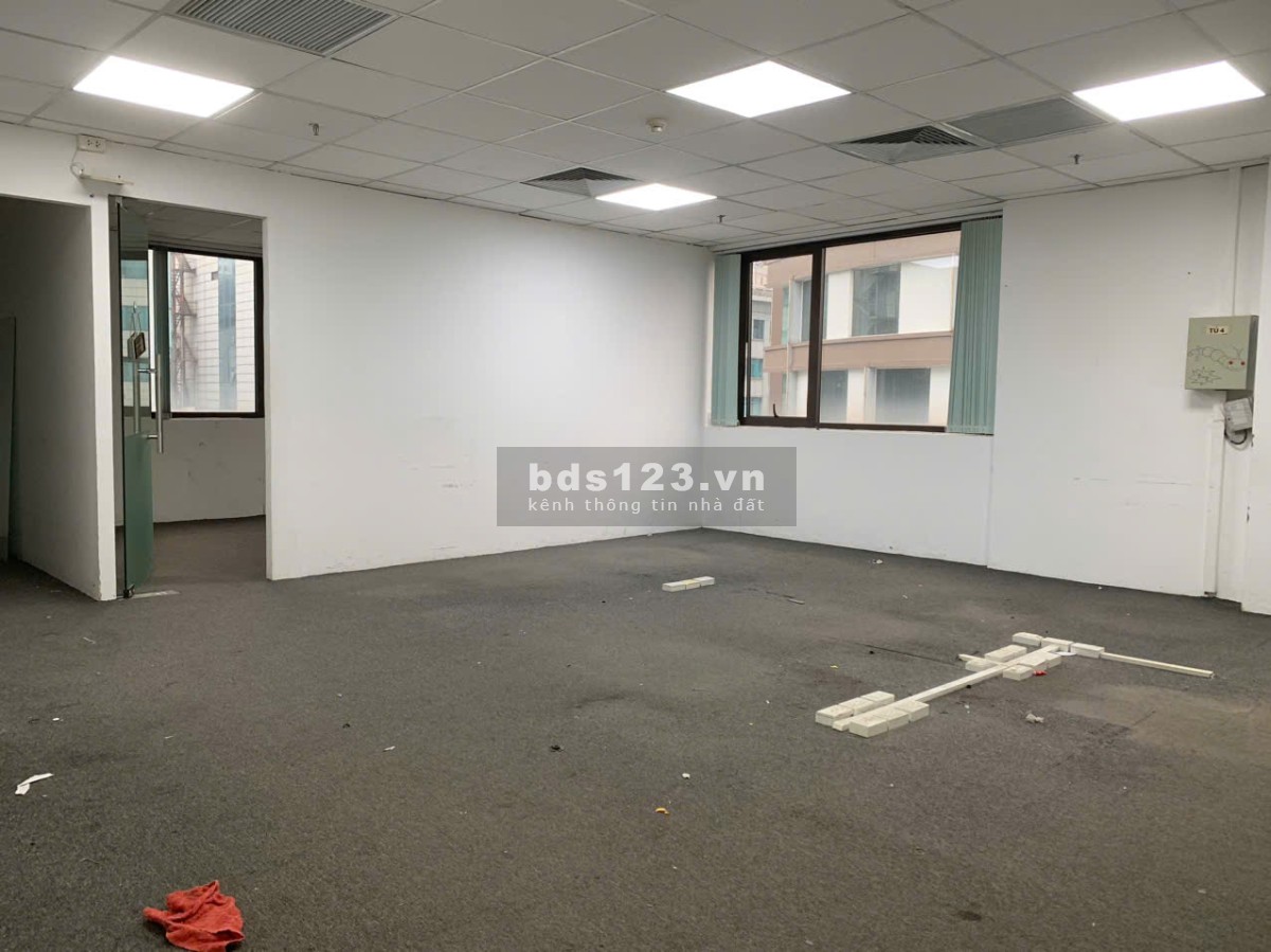 CĐT Cho Thuê Văn Phòng Hạng B Gía Tốt Tại CMC Tower - Duy Tân -Cầu giấy , Diện Tích từ 80m,200m2