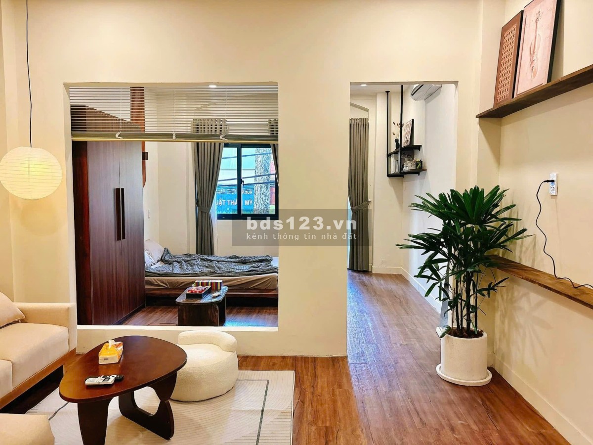 Căn hộ cao cấp Pasteur, Bến Nghé, Quận 1: 2p ngủ, NTCC, 18tr/th