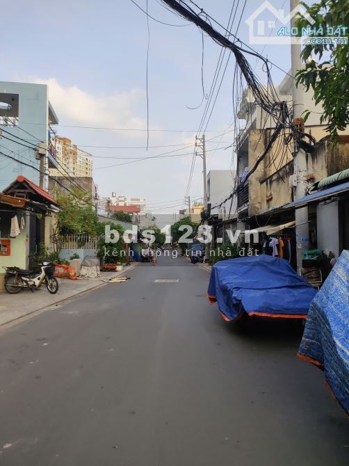 Dãy trọ 18p hẻm 8m đường Tô Ký, 8x31m, giá 11 tỷ TL