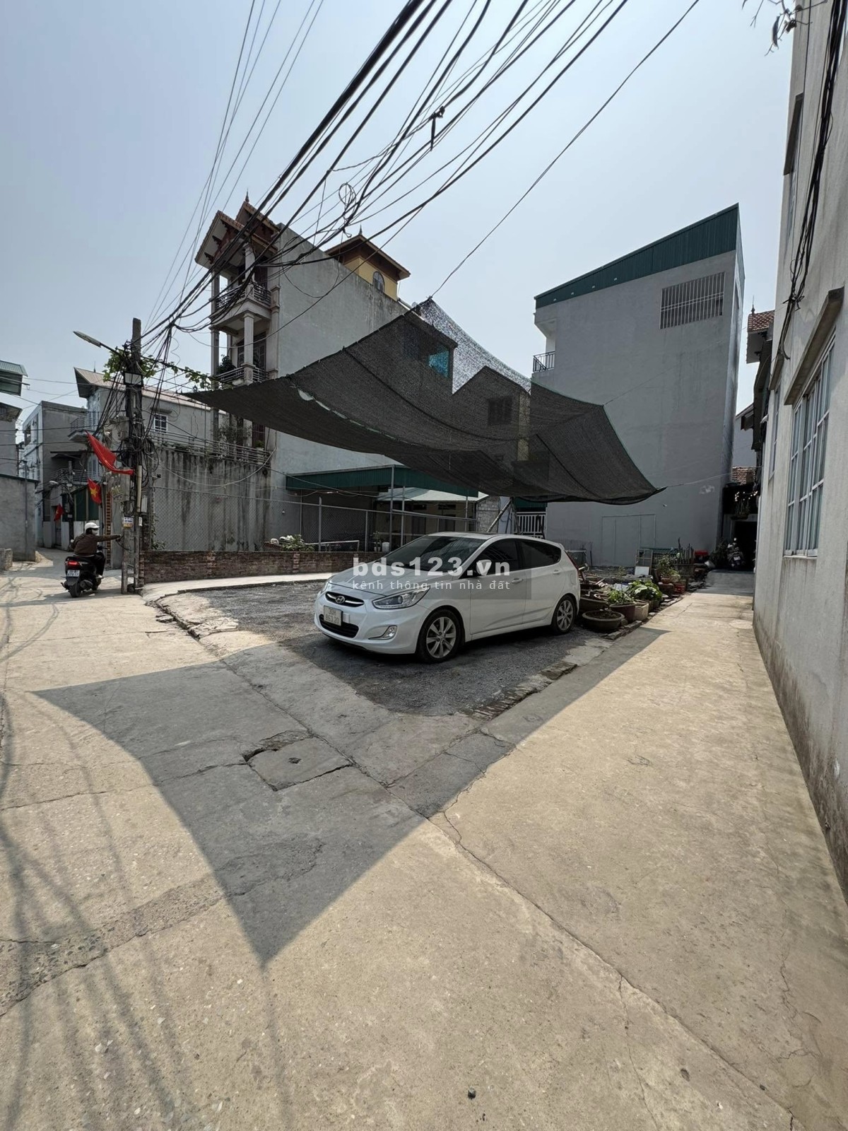 Bán 52m đất Đông Mỹ, lô góc, ô tô tải đỗ cửa chỉ hơn 3 tỷ