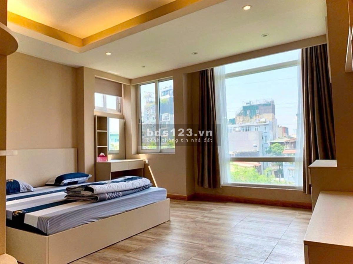 Căn nhà mặt phố Trúc Bạch, view thoáng Hồ Trúc Bạch - Hồ Tây