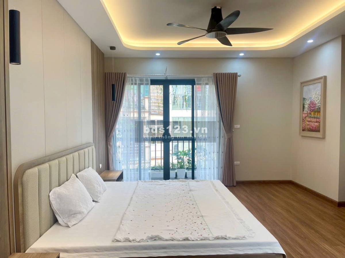 Nhà Đẹp Ở Ngay 65 m2 6 tầng Thang Máy, Ô tô Vào Nhà Phương Liệt Quận Thanh Xuân
