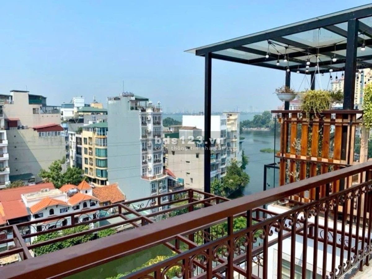 Căn nhà mặt phố Trúc Bạch, view thoáng Hồ Trúc Bạch - Hồ Tây