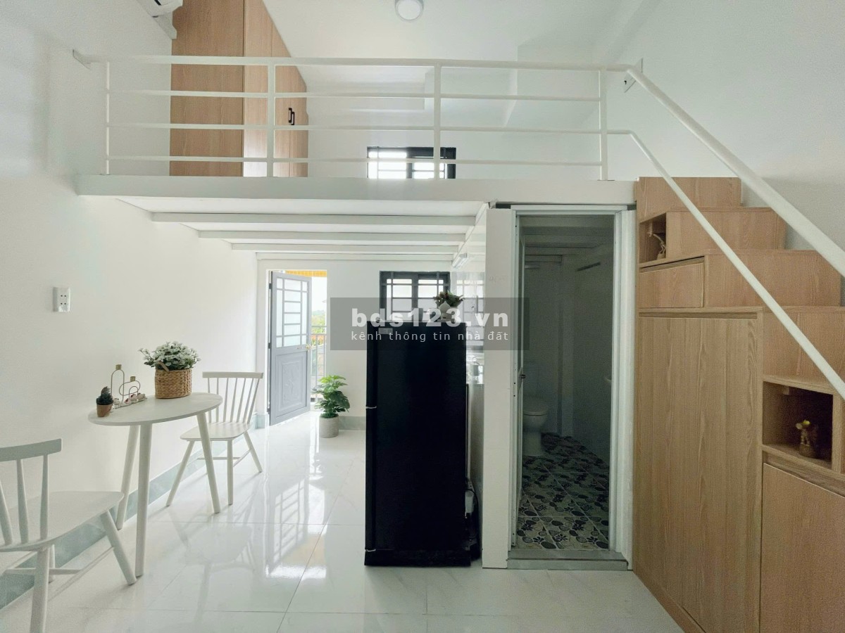 Siêu phẩm duplex nội thất mới - Ban công siêu thoáng