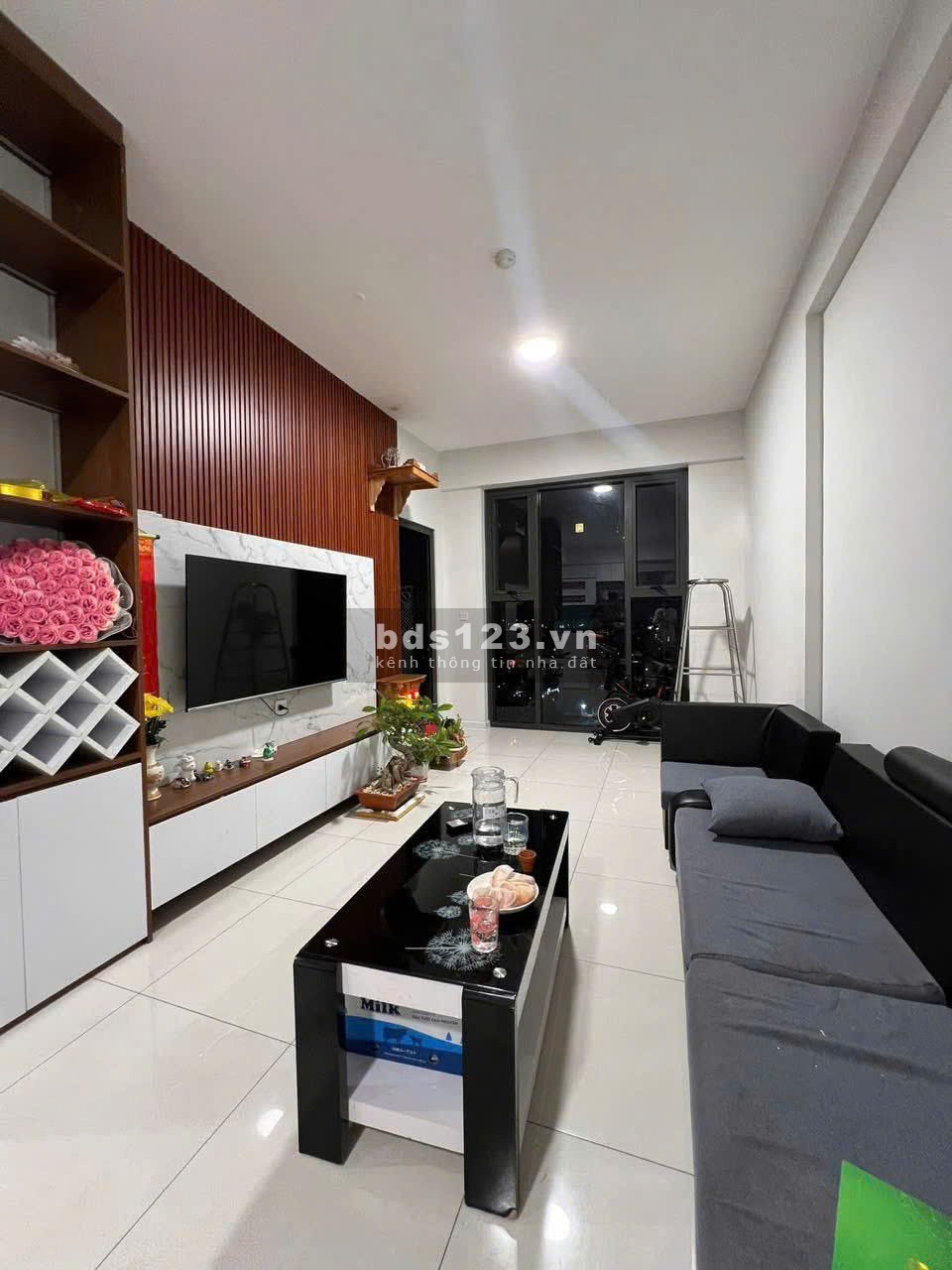 Chung cư Carillon 3, Hoàng Hoa Thám, TB: 2pn, 2wc, full nt, 13tr