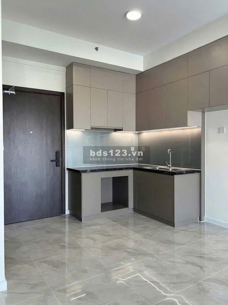 Chung cư Central Plaza Phạm Văn Hai, P2, TB: 135m2, 3p ngủ 2wc, 21tr.