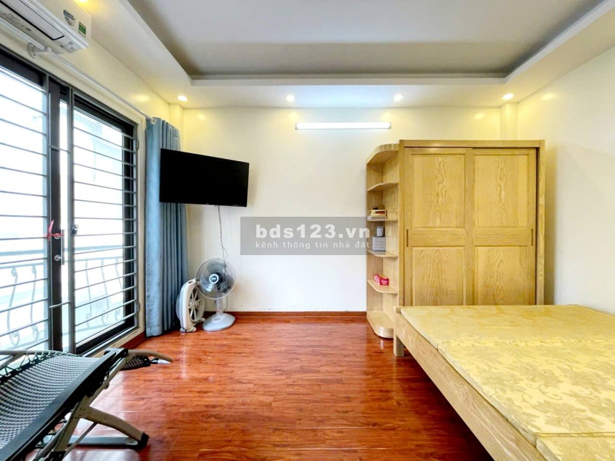 Hiếm – Nhà đẹp Khương Đình, không gian tiện nghi, nội thất đẳng cấp, 45m2 x 5 tầng, 9 tỷ