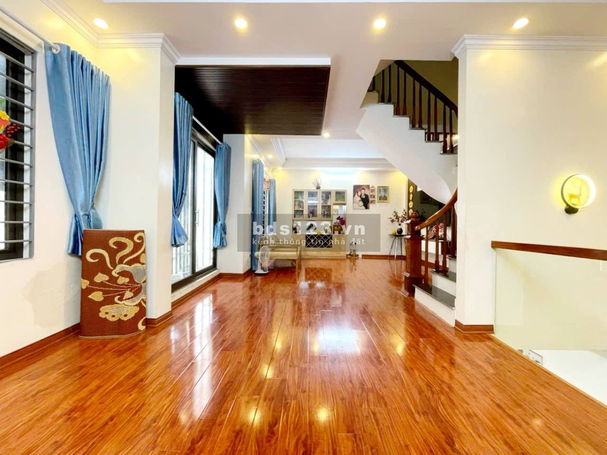 Hiếm – Nhà đẹp Khương Đình, không gian tiện nghi, nội thất đẳng cấp, 45m2 x 5 tầng, 9 tỷ