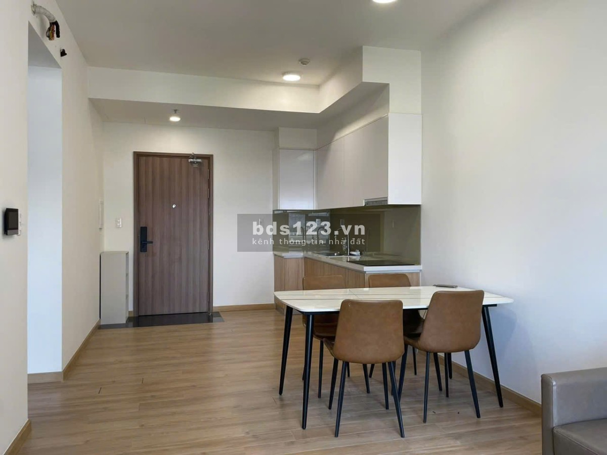Chung cư Screc, Trường Sa, Q3: 2p ngủ, 2wc. nhà mới sơn sửa, 13tr