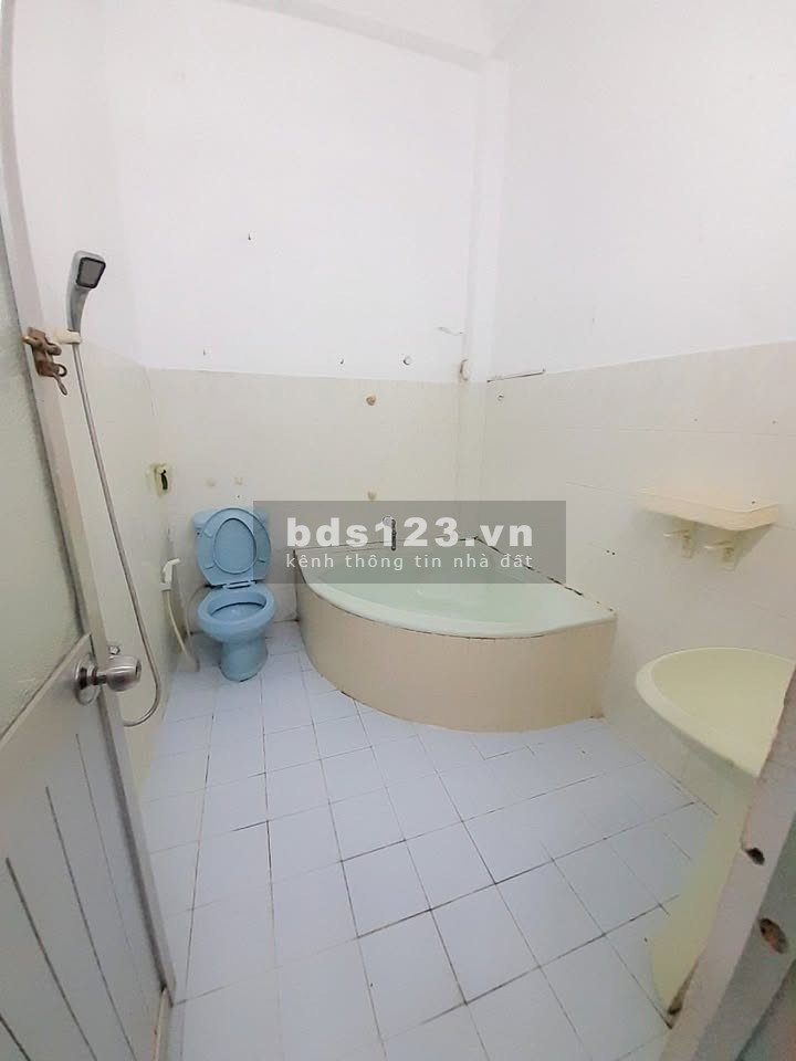 Phòng trọ giá rẻ, đầy đủ nội thất, thoáng mát – trung tâm Quận 8
