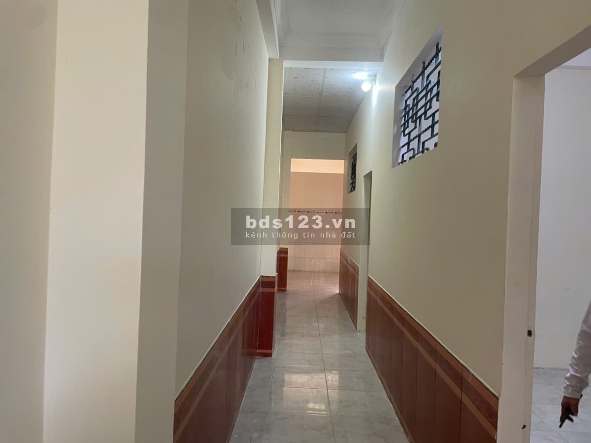 Bán nhà Quận Ngũ Hành Sơn sát khu đô thị FPT Đà Nẵng. Đường Huỳnh Thị Một