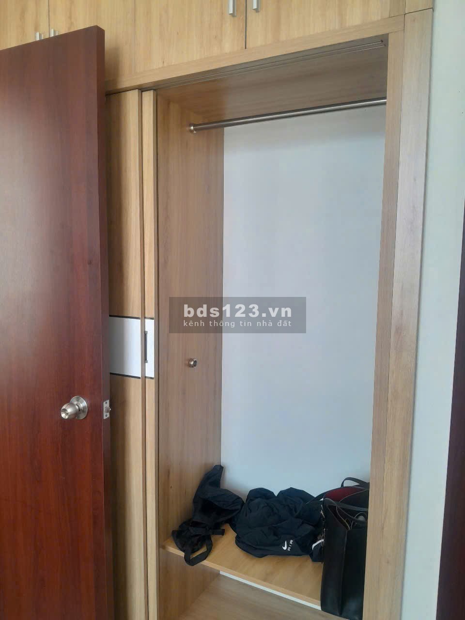 Cho thuê chung cư Song Đà Tower, P9, Q3: 2p ngủ, nhà mới, nội thất 13tr5