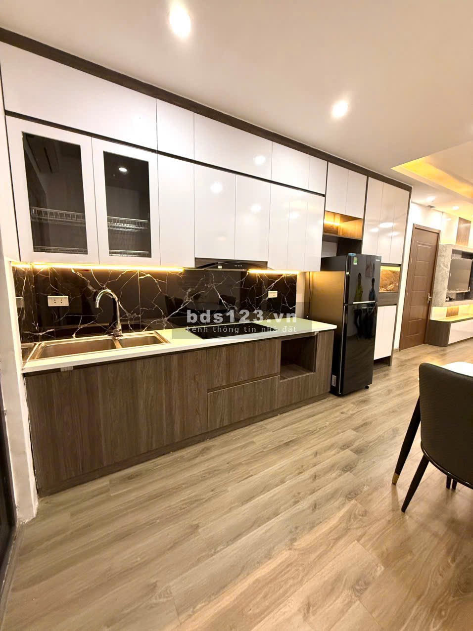 Bán Căn hộ chung cư 63m2 2PN+2WC giá 2,6 tỷ tại khu đô thị HH Linh Đàm