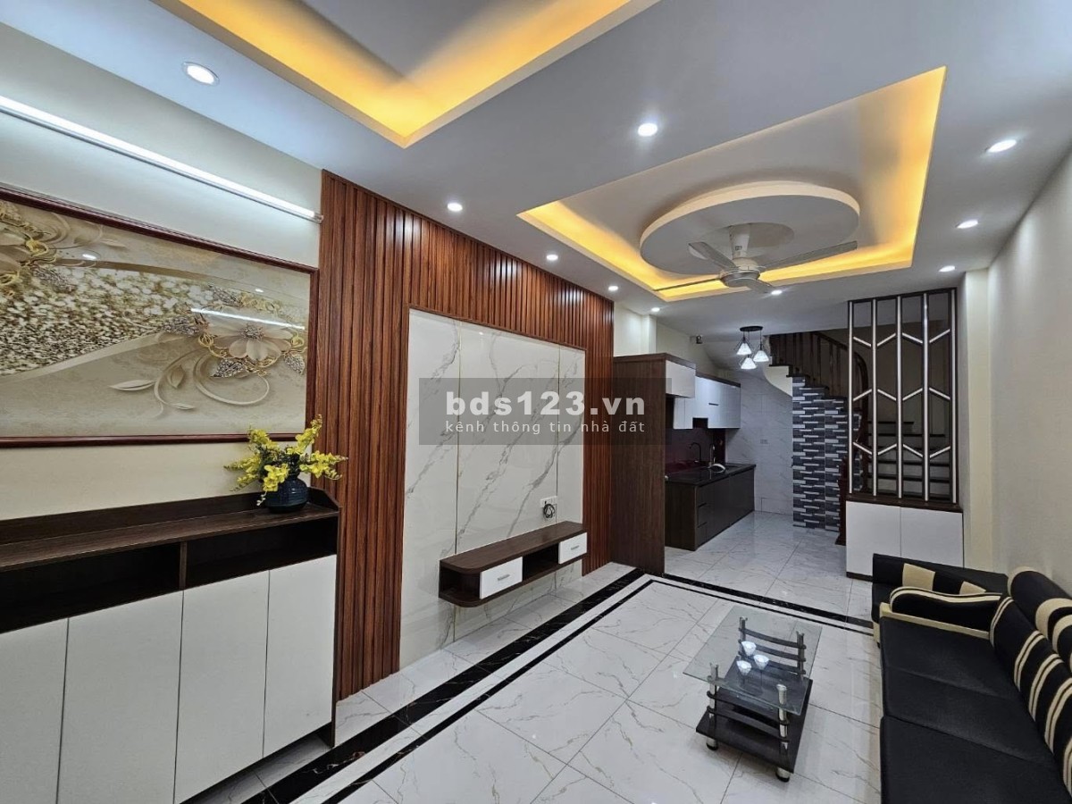 Ngọc Lâm - Long Biên, Bán nhà chuyển sang Chung Cư Cao Cấp