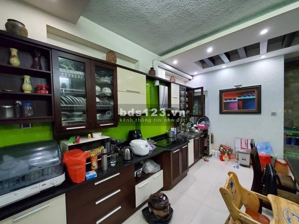 Ví trí siêu đẹp, gần Vinhomes Long Biên, tiện ích thoải mái.
