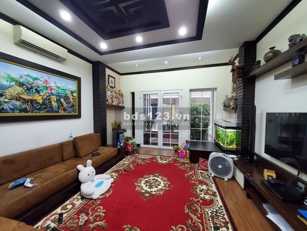Ví trí siêu đẹp, gần Vinhomes Long Biên, tiện ích thoải mái.