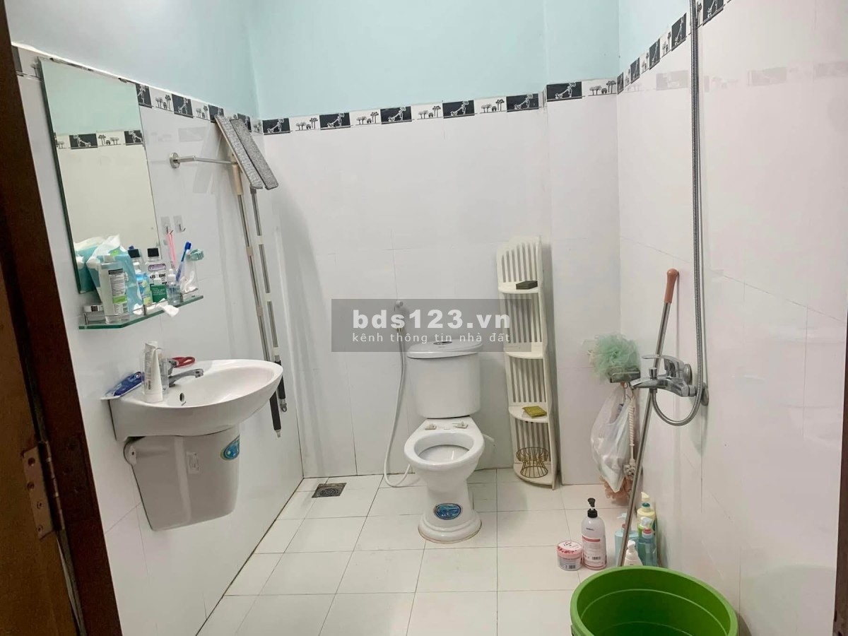 Chị Long bán Mặt tiền kinh doanh Hậu Giang Q.6 - 120m2 - 4x30 - Chỉ 17,8 tỷ TL