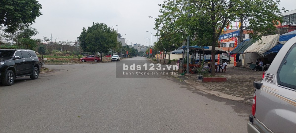 chính chủ cho thuê nhà 3 tấng mặt đường Tàm Xá gàn cầu Nhật Tân, cầu Đông trù