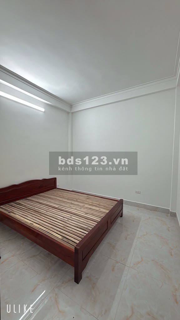 Bán nhà phố Khương Đình - Thanh Xuân chính chủ. Giá: 6.95 tỷ. Diện tích: 32.5m², 5 tầng