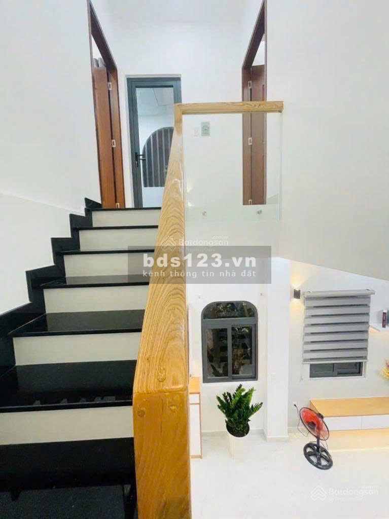 Cơ hội sở hữu nhà lô góc đẹp nhất Huỳnh Văn Bánh – Pháp lý chuẩn – Giá tốt nhất khu vực