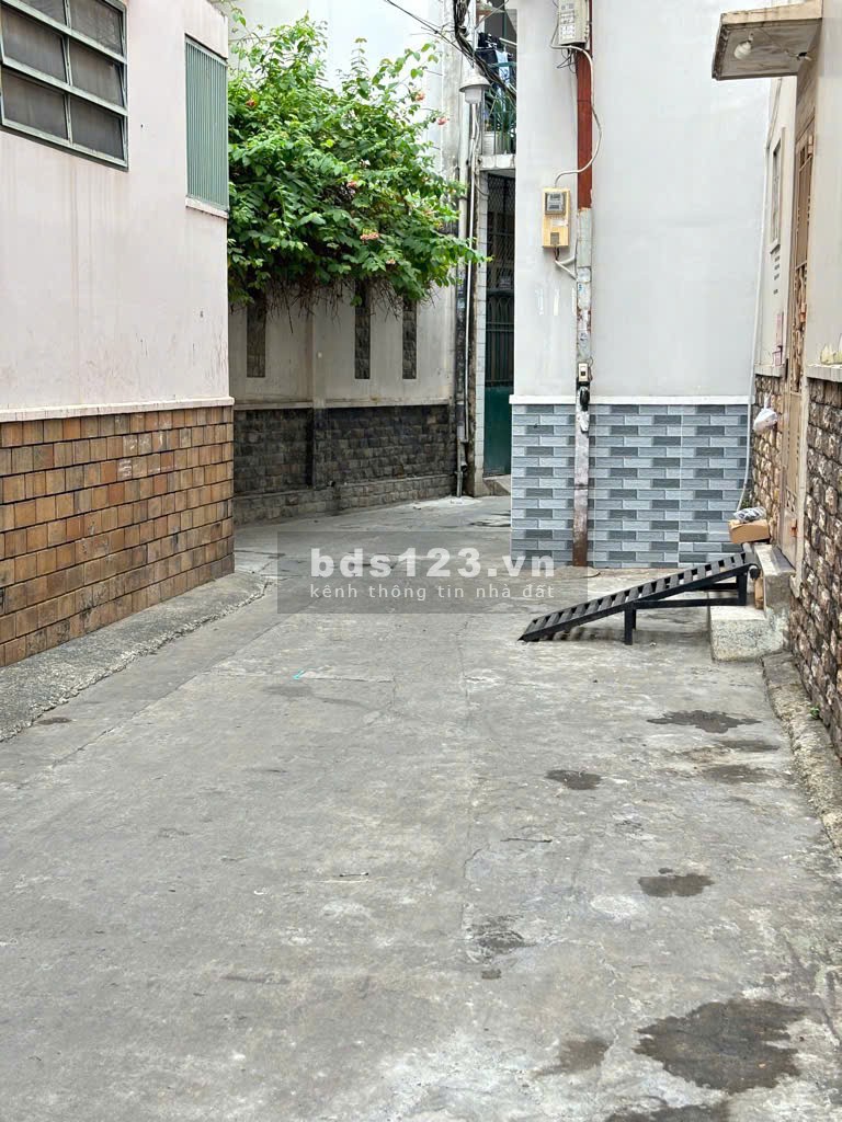 Cơ hội sở hữu nhà lô góc đẹp nhất Huỳnh Văn Bánh – Pháp lý chuẩn – Giá tốt nhất khu vực