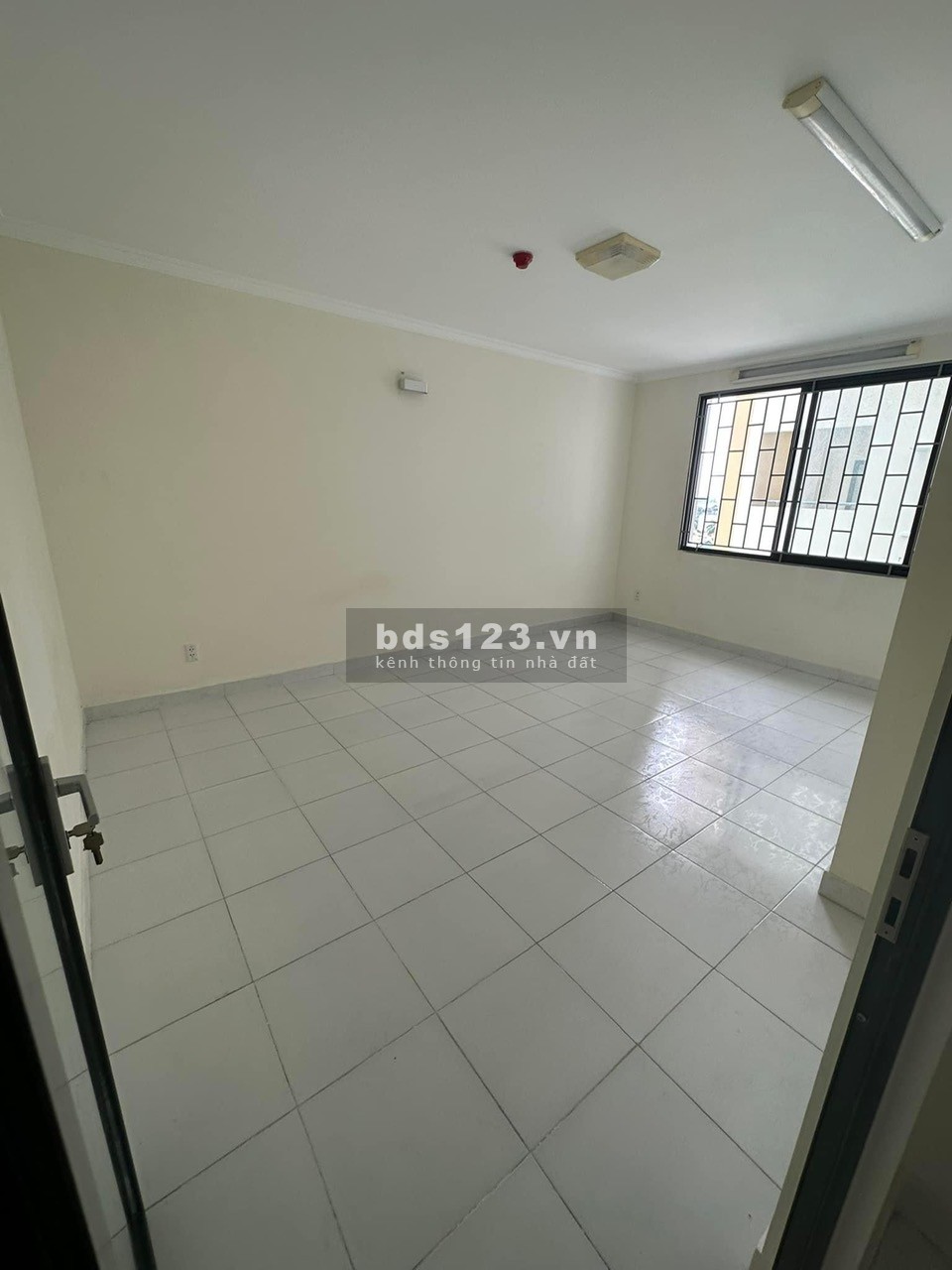 Chung cư Nguyễn Ngọc Phương, P19, BT: 2p ngủ, 2wc, view đẹp, 11tr/tháng