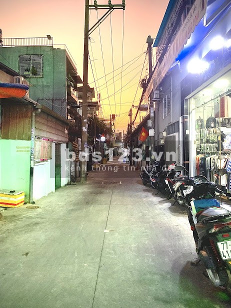 Nhà Hẻm oto, Đông Hưng Thuận Q12, 10 phút tới Sân Bay TSN, 80m2(6.5x12.3), Nhỉnh 5 Tỷ