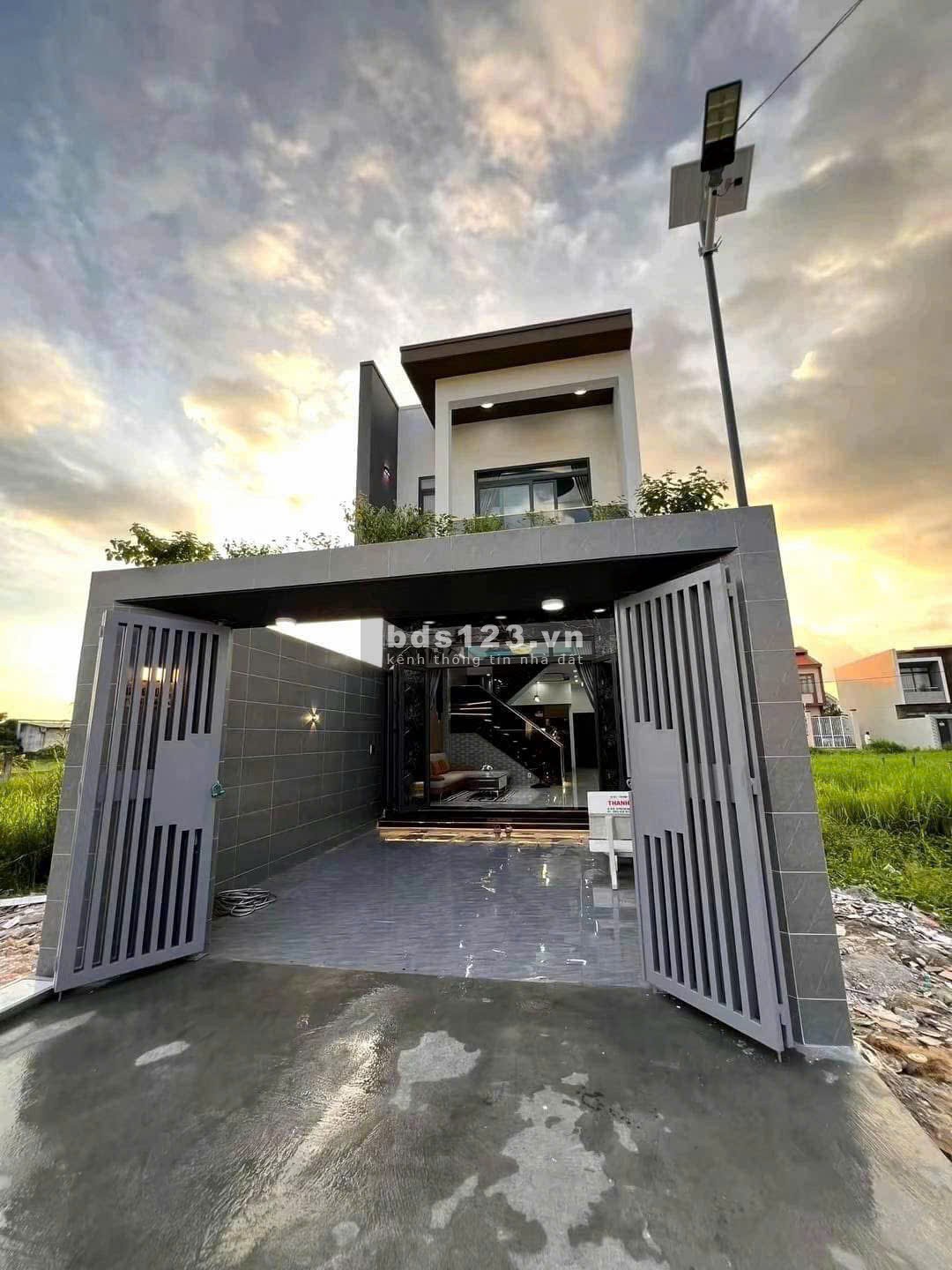Chính chủ cần bán nhà Biên Hòa giá chỉ 1 tỷ 650 Liên hệ 0979779270